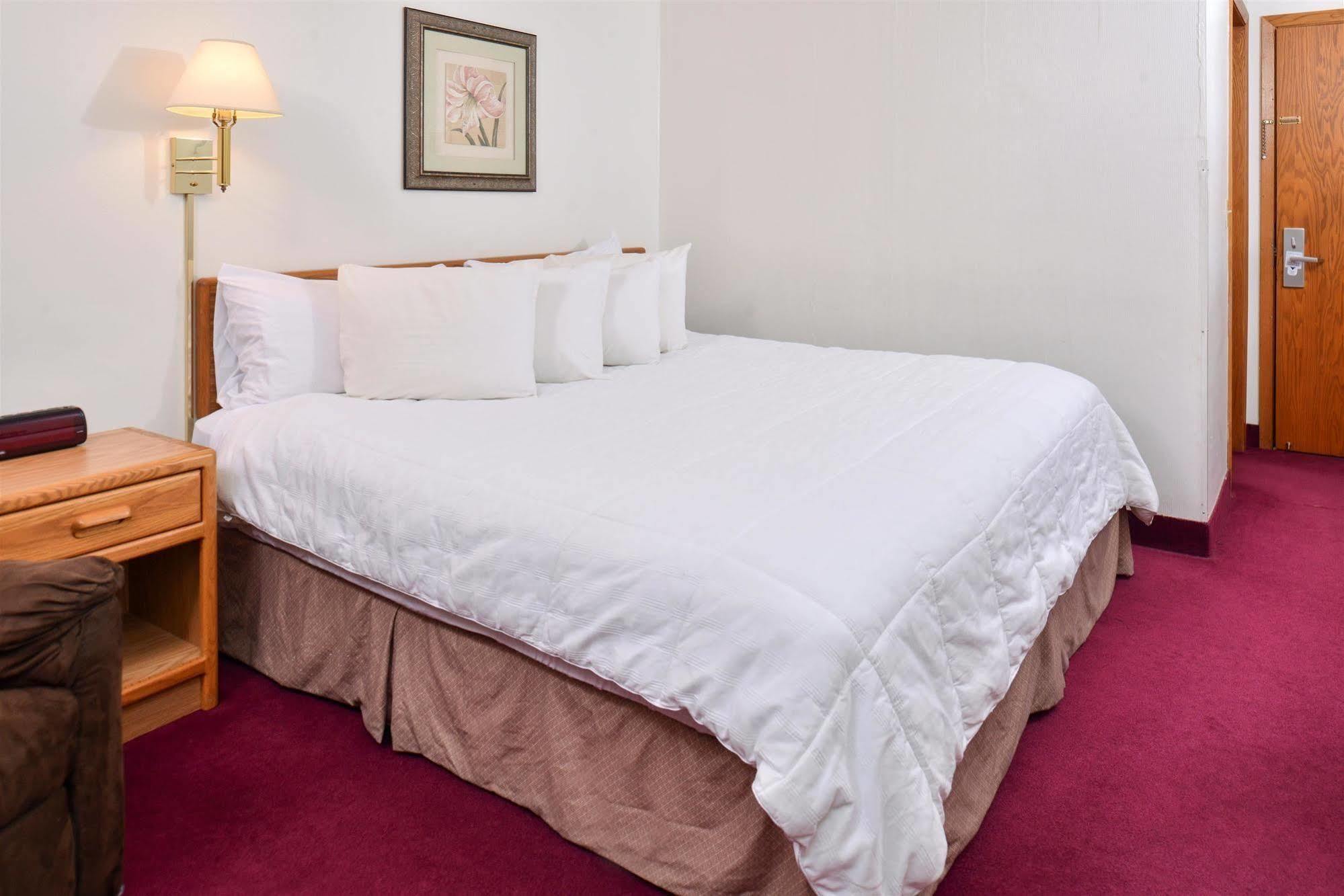 Motel Sauk River & Suites, A Travelodge By Wyndham 2*